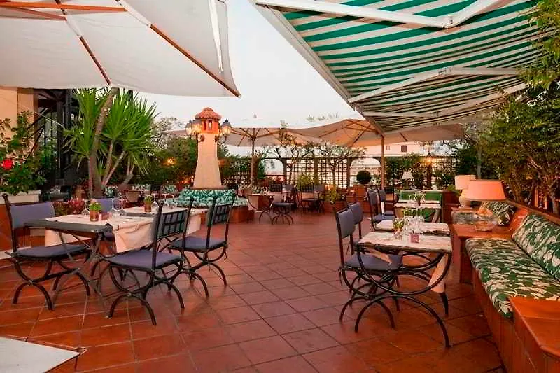 Hotel Diana Roof Garden Рим
