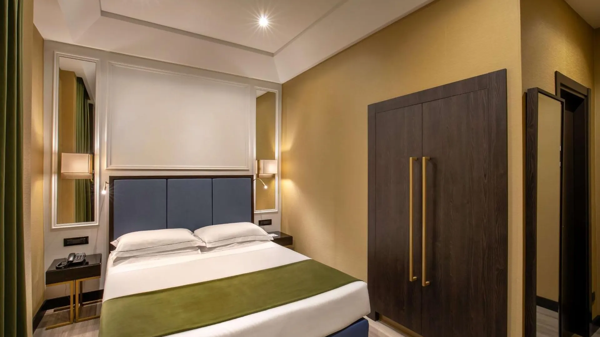 Hotel Diana Roof Garden Rome