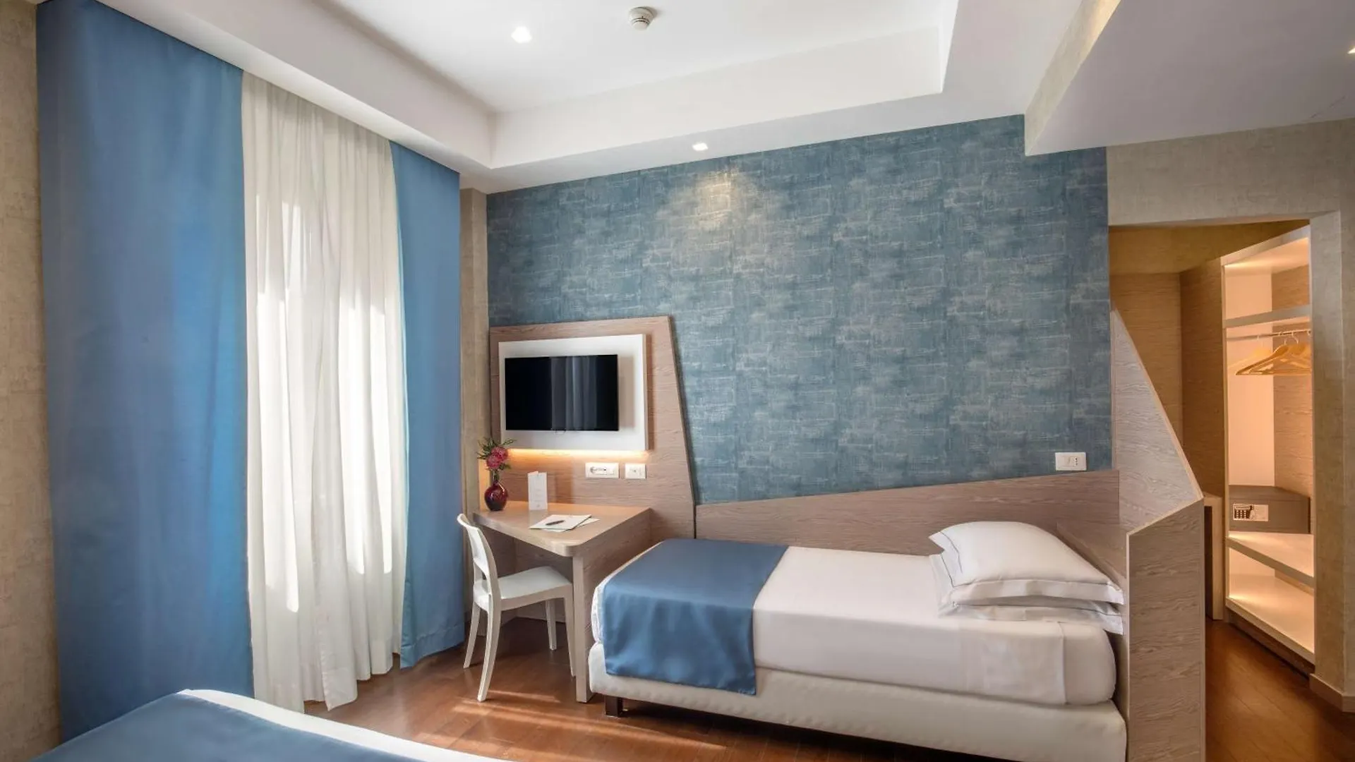 Hotel Diana Roof Garden Rome Italy